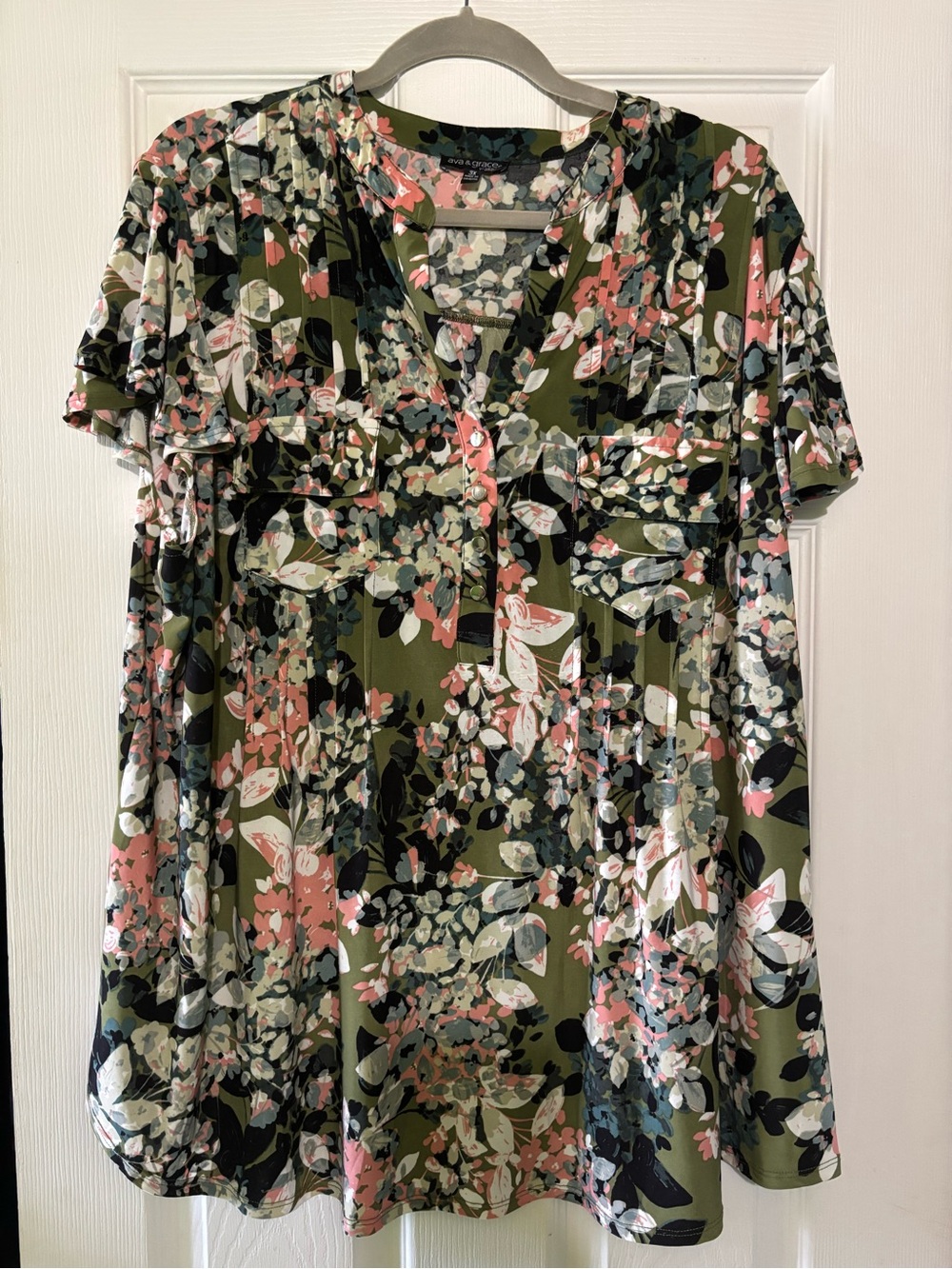 Ava & Grace Olive Green Floral V-Neck Tunic with Pink Accents